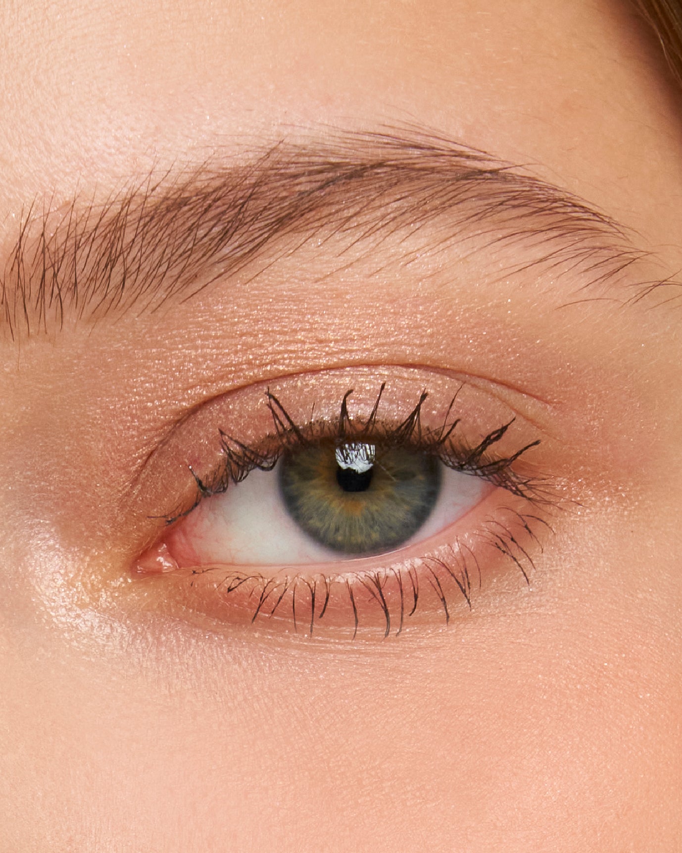 Shimmering Eye Color